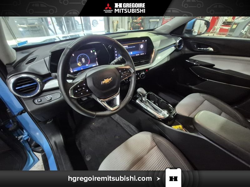 2025 Chevrolet Trax Blue Laval - photo #16