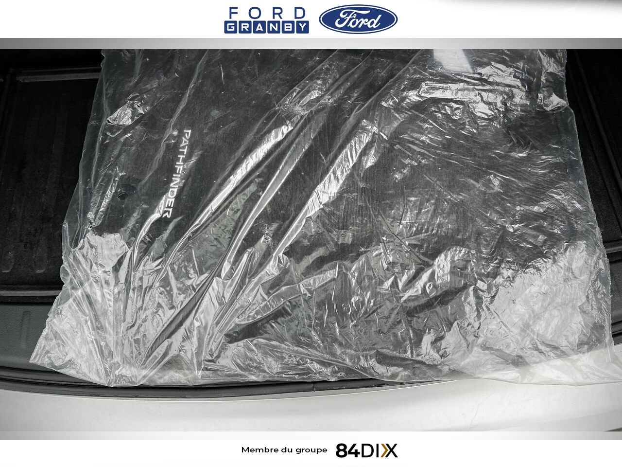 Nissan Pathfinder 2024 Blanc Granby - photo #36