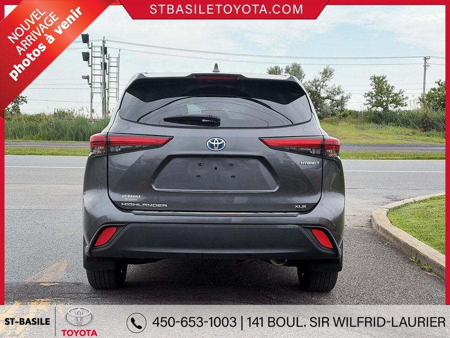 TOYOTA Highlander Hybride 2023 2023 Gris
