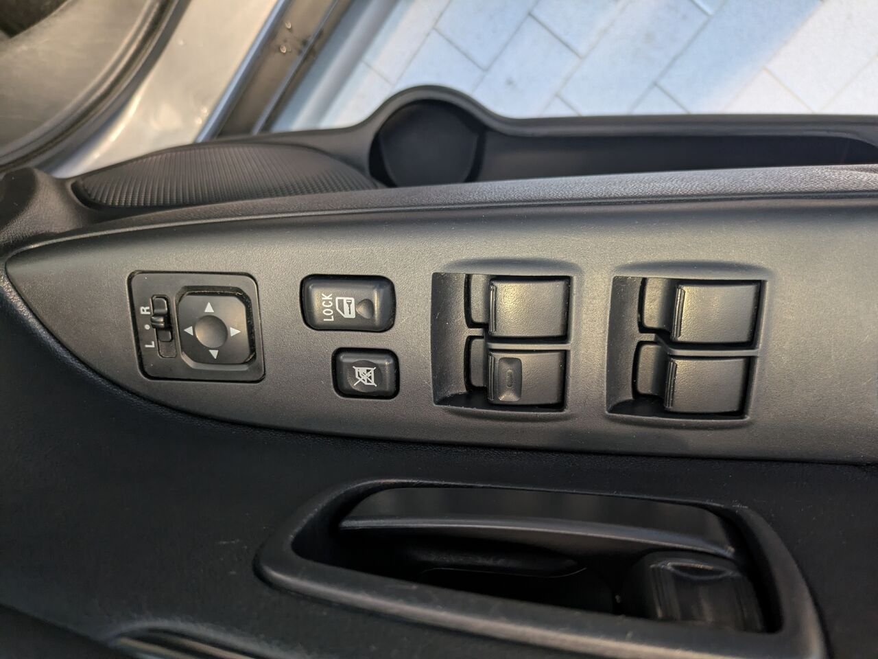 2024 Mitsubishi RVR Grey Gatineau - photo #5