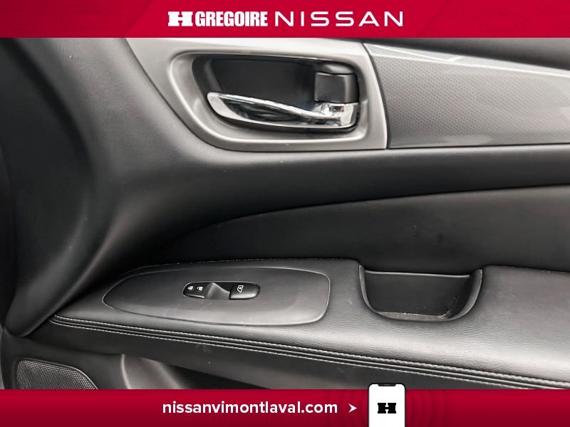2017 Nissan Pathfinder Grey Saint-Eustache - photo #19