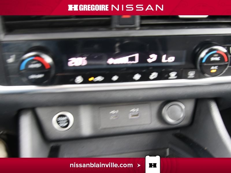 2021 Nissan Rogue Red Blainville - photo #18