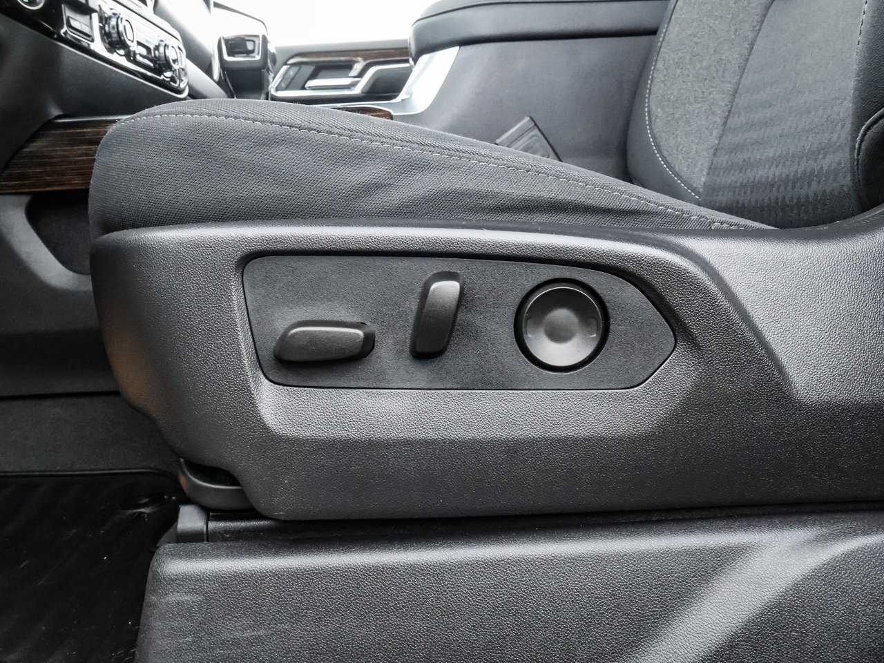 2024 GMC Sierra 1500 4WD Crew Cab 147 Elevation Grey Sherwood Park - photo #20