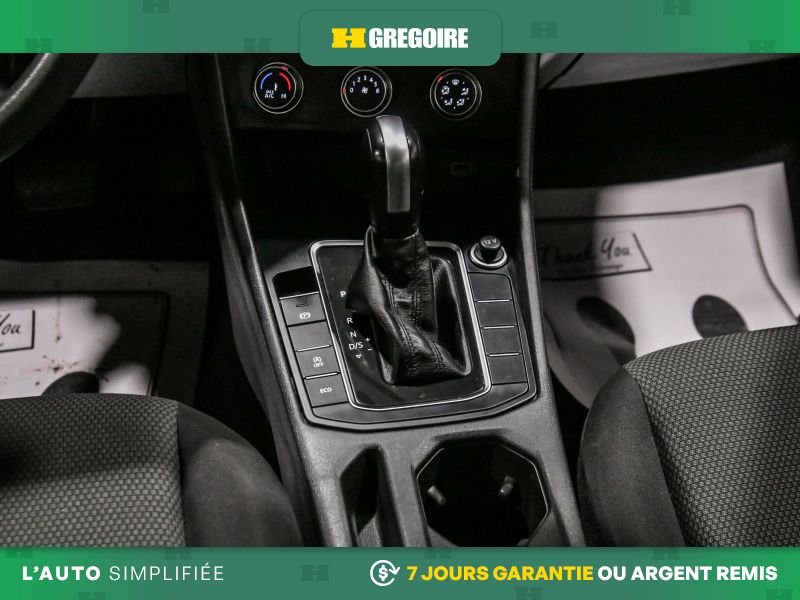 Volkswagen Jetta 820508 | Comfortline AUTO A/C MAGS CAM RECUL BLUETOOTH 2019 Gris Laval - photo #25