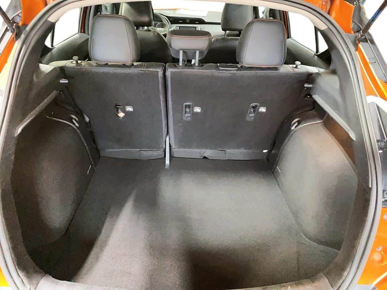 Nissan Kicks NIV 3N1CP5DV9LL578667 2020 Gris Chicoutimi - photo #4