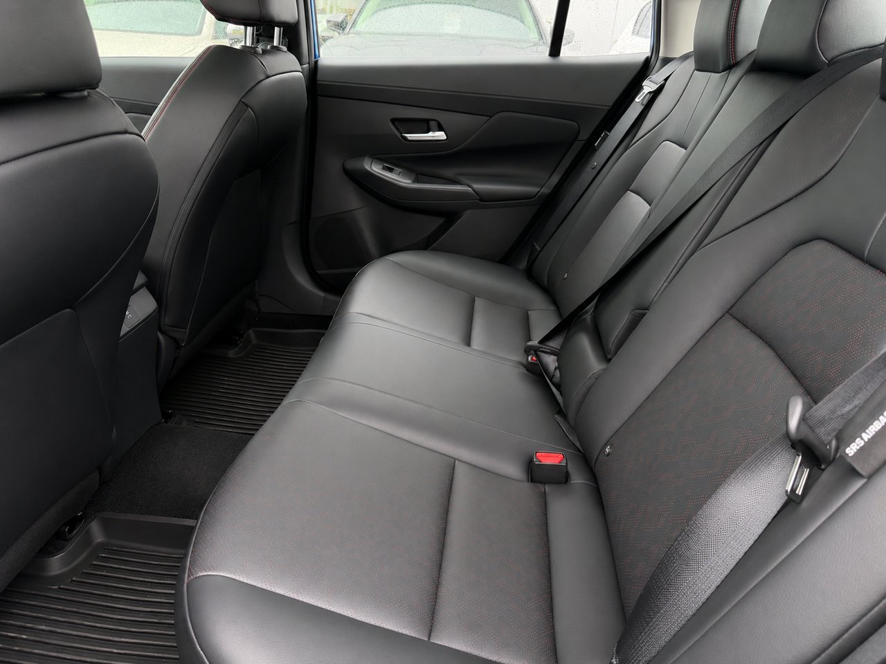 Nissan Sentra SR PREMIUM 2026 Bleu Châteauguay - photo #8