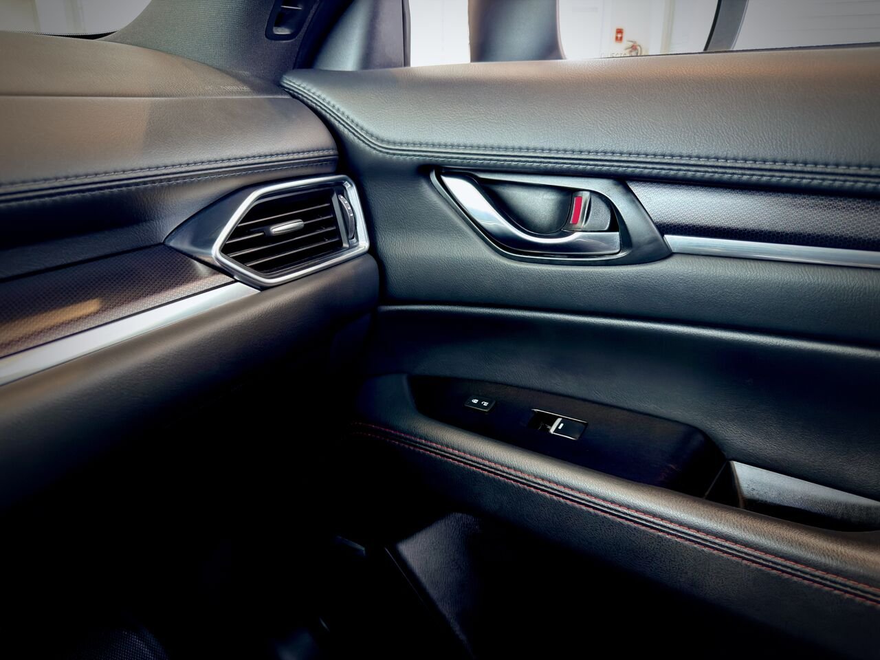 Mazda CX-5 2022 Gris Notre-Dame-des-Prairies - photo #30