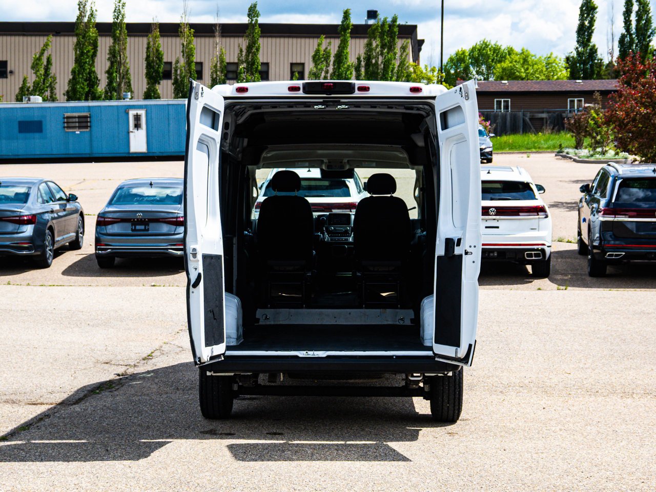 2025 Ram ProMaster Cargo Van Tradesman 2500 High Roof 136 WB w/Pass Seat White Sherwood Park - photo #14