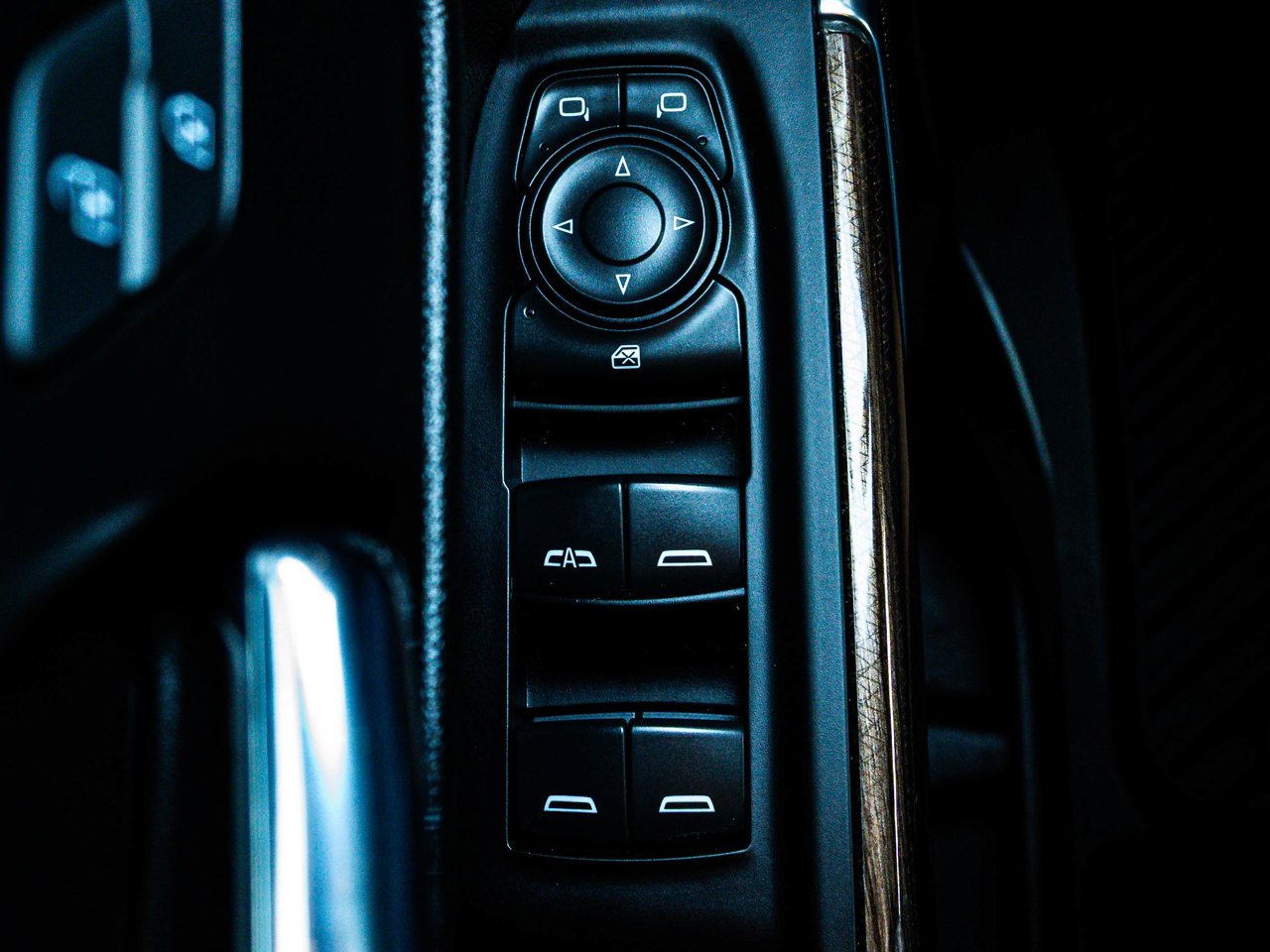 2022 Chevrolet Silverado 1500 LTD 4WD Crew Cab 147 LT Black Sherwood Park - photo #16