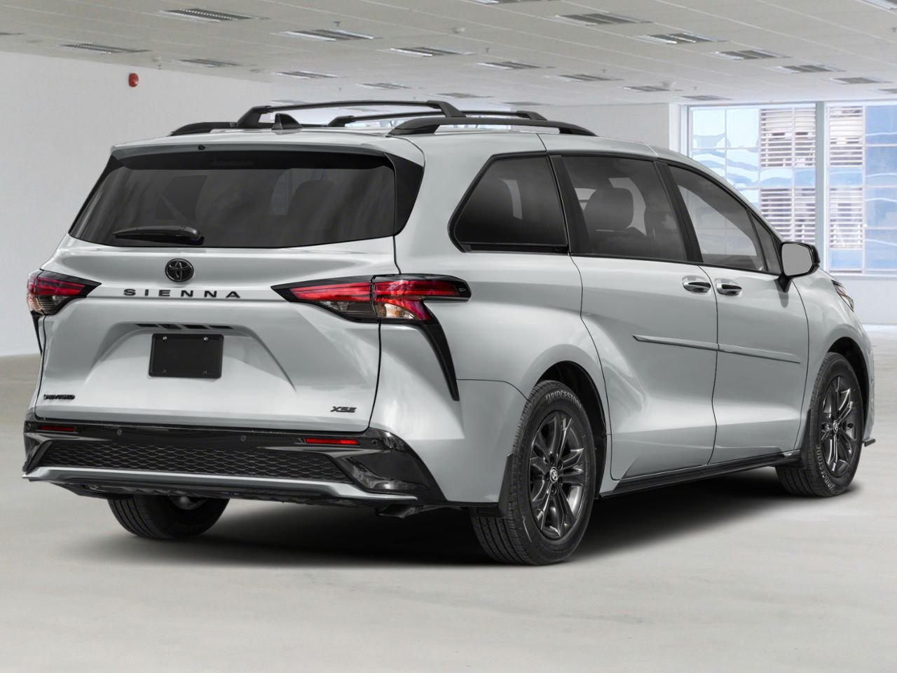 2026 TOYOTA Sienna Cement Gatineau - photo #1