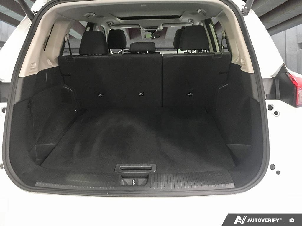 2024 Nissan Rogue 264010 | SV Moonroof White Edmonton - photo #11