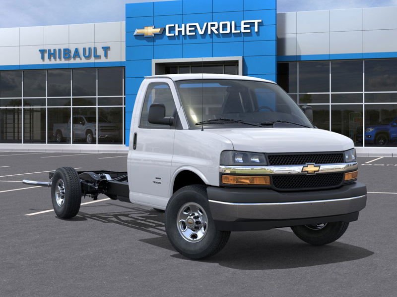 CHEVROLET Fourgonnette commerciale tronquée Express 3500 fourgonnette 159 po 2026 BLANC SOMMET Sherbrooke - photo #6