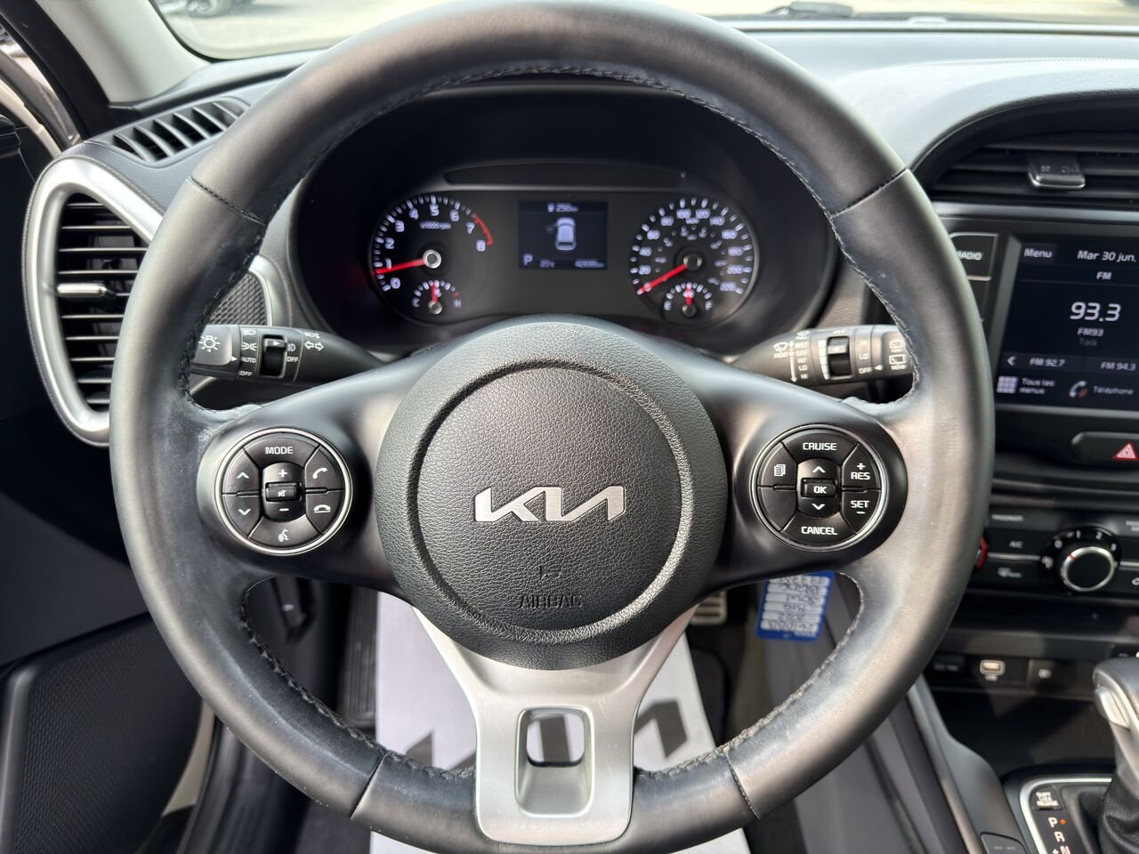 2022 Kia Soul White Thetford Mines - photo #16