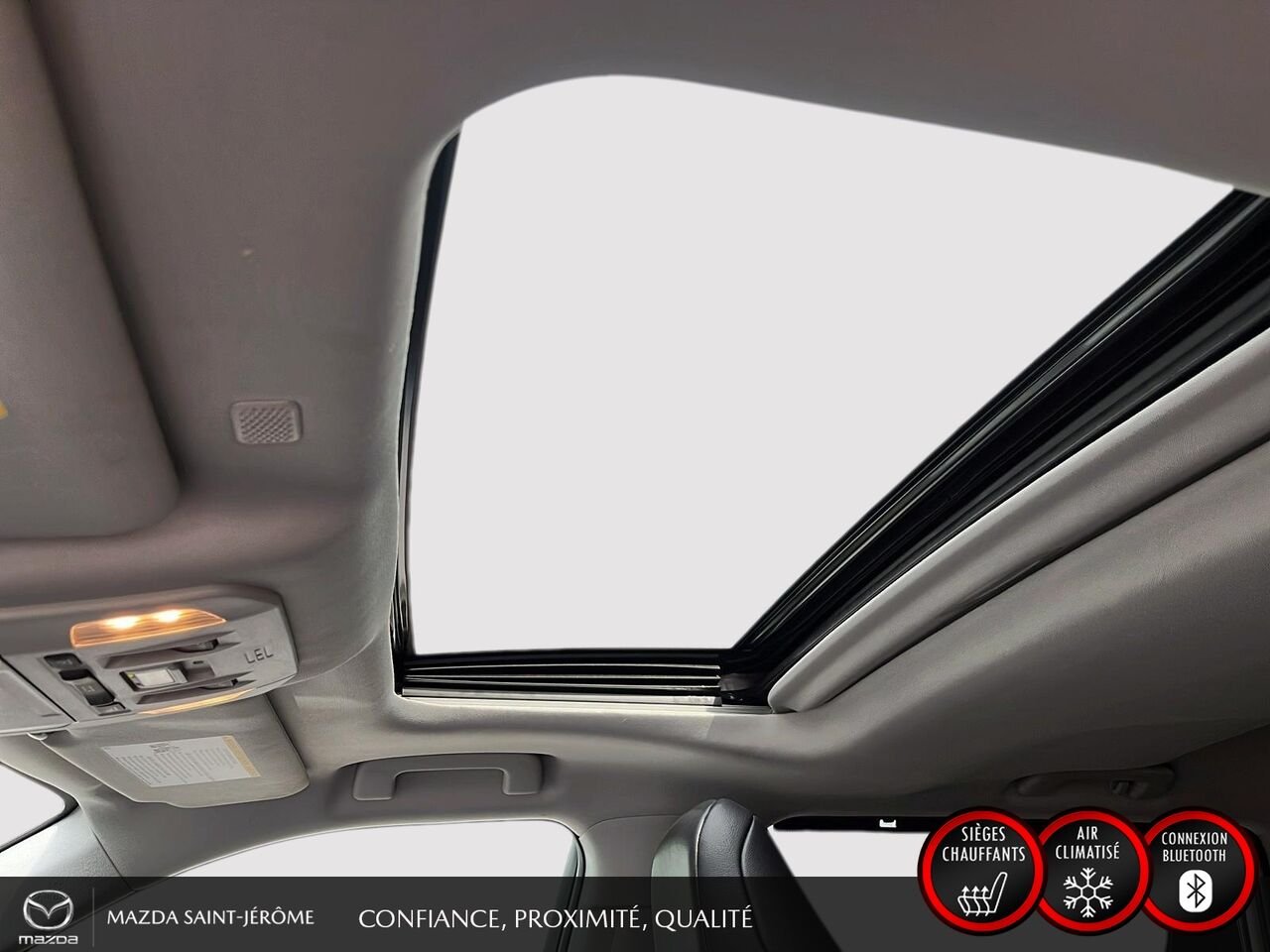 Toyota Highlander 2022 Argent Saint-Jérôme - photo #18