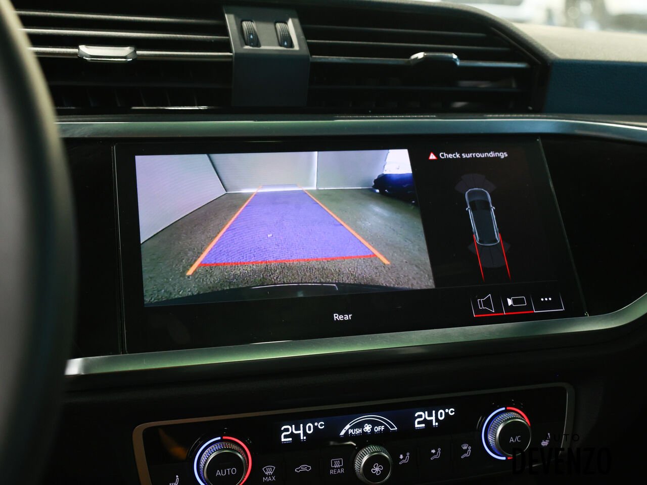 2025 Audi Q3 Grey Saint-Eustache - photo #17