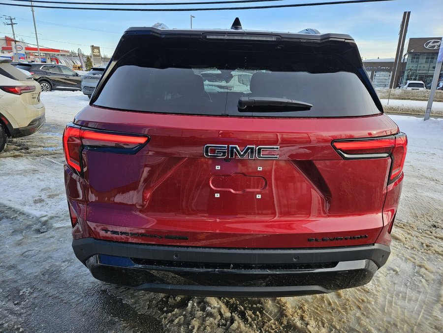 GMC Terrain 2026 2026 Teinte rouge volcanique