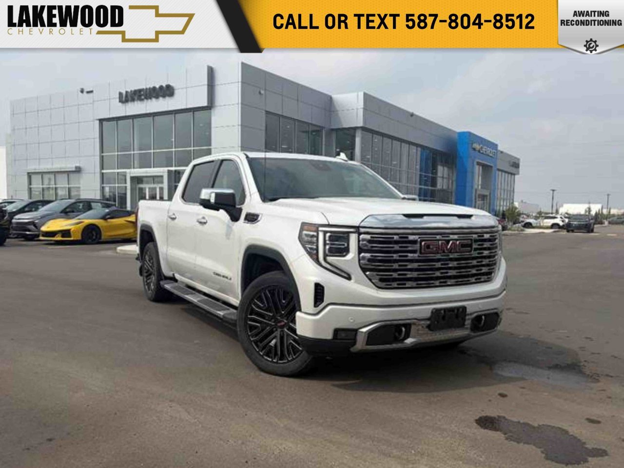 2024 GMC Sierra 1500 4WD Crew Cab 147 Denali White Sherwood Park - photo #0