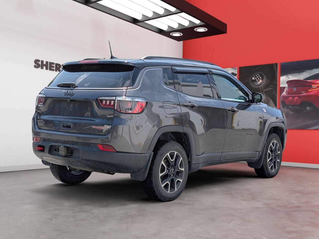 Jeep Compass Trailhawk/SIÈGES CHAUFFANTS/VOLANT CHAUFFANT/AC/CAMÉRA DE RECUL 2021 Gris Sherbrooke - photo #2