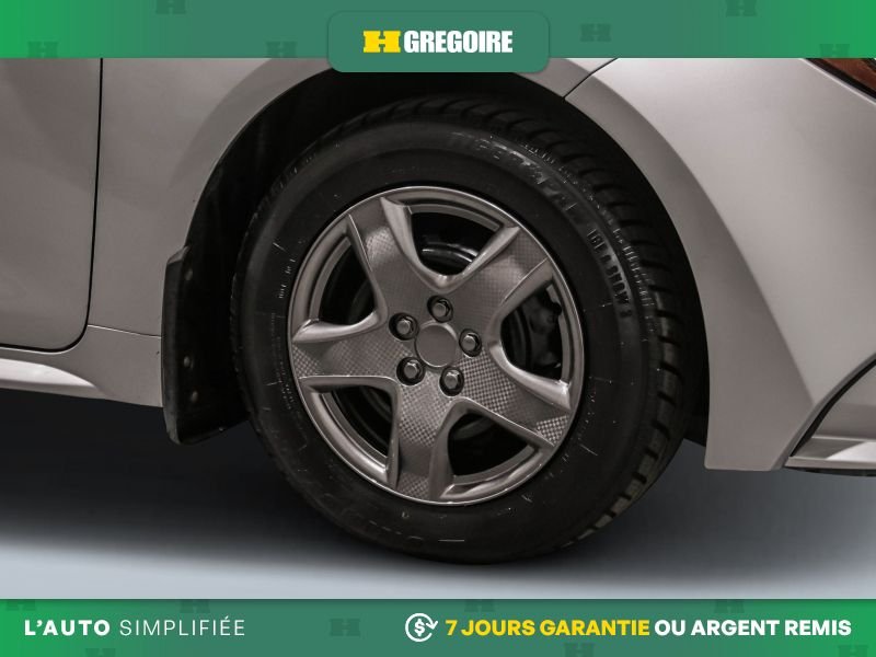 Toyota Corolla R3609 | HYBRID W/LI BATTERY CAMERA SIEGES CHAUFFANTS 2022 Argent Laval - photo #28