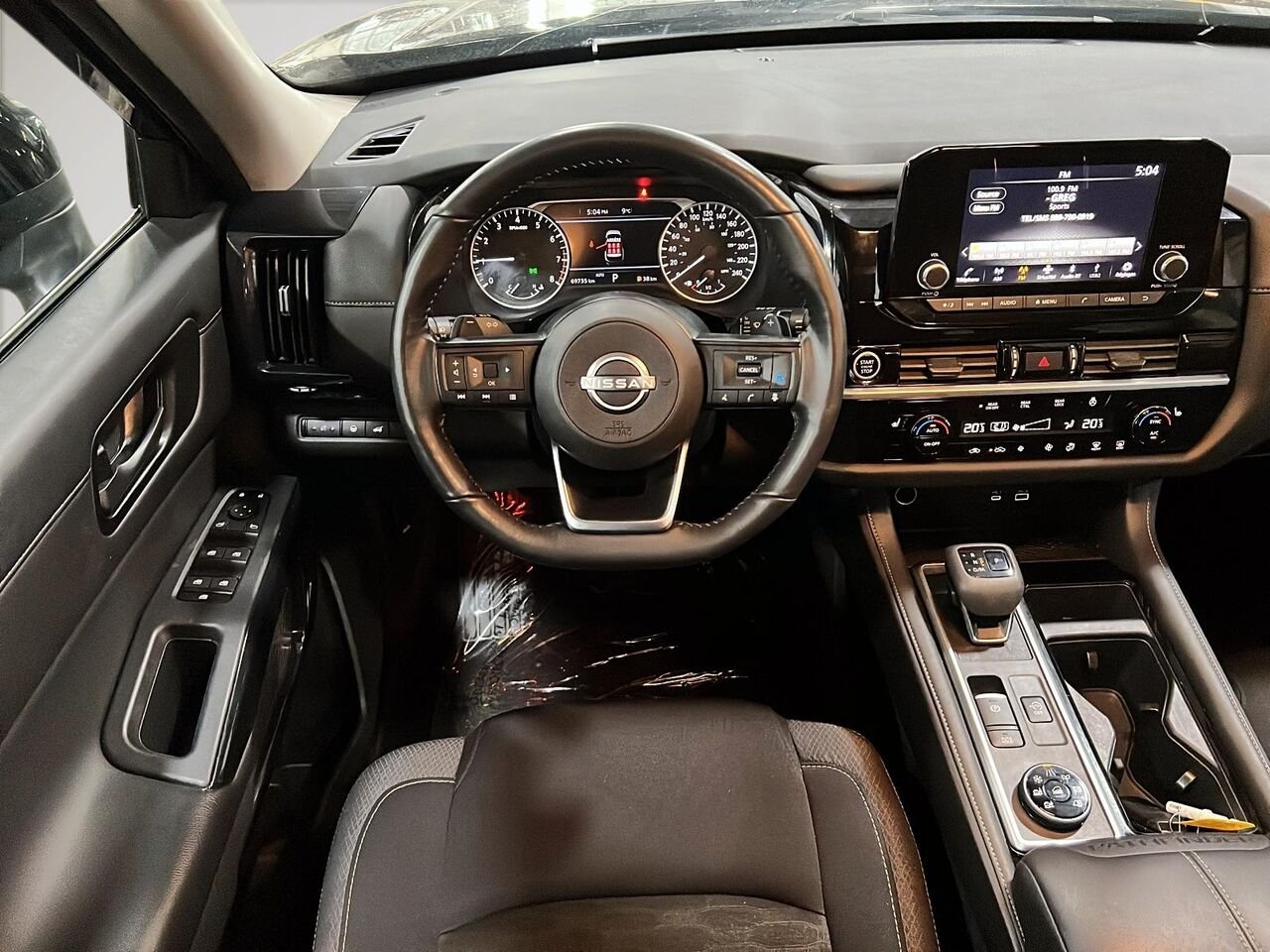 2024 Nissan Pathfinder Black Québec - photo #13