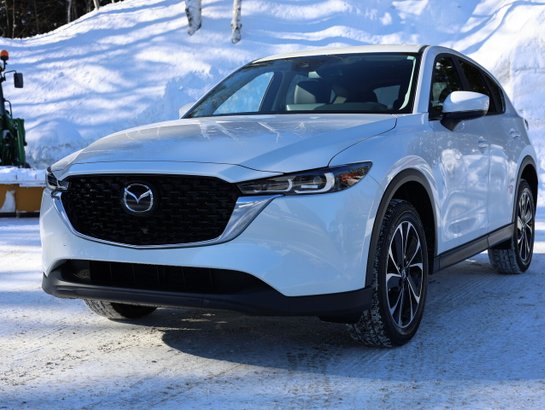 2025 Mazda CX-5 Gs, awd, Toit ouvrant, volant et rétroviseurs chauffants, hayon électrique Rhodium White Metallic