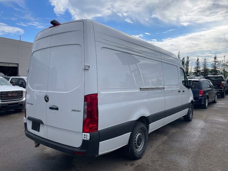 2025 Mercedes-Benz Sprinter Cargo Van 2025 White