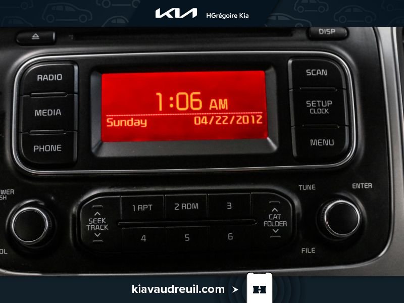 Kia Rondo KY8046 | LX 2014 Blanc Laval - photo #17
