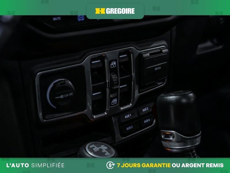 2021 Jeep Wrangler Grey Laval - photo #13