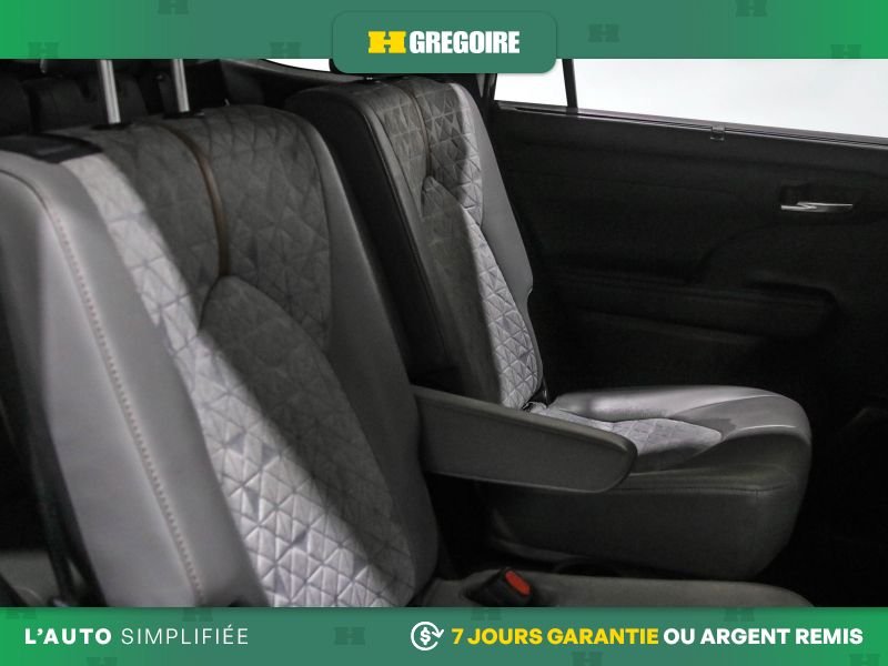 2022 Toyota Highlander Grey Laval - photo #28