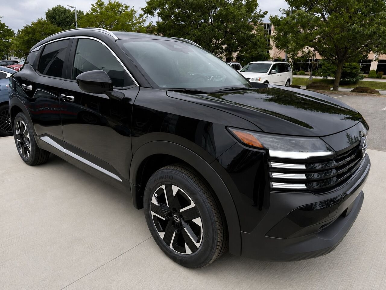 NISSAN Kicks KICKS SV PRIVILEGE AWD 2026 Super noir Châteauguay - photo #8
