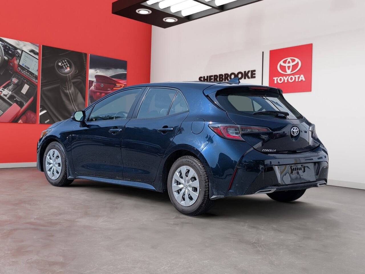 Toyota Corolla à hayon BASE CAMÉRA DE RECUL/BLUETOOTH/AC/VITRES ÉLECTRIQUES 2022 Bleu Sherbrooke - photo #1