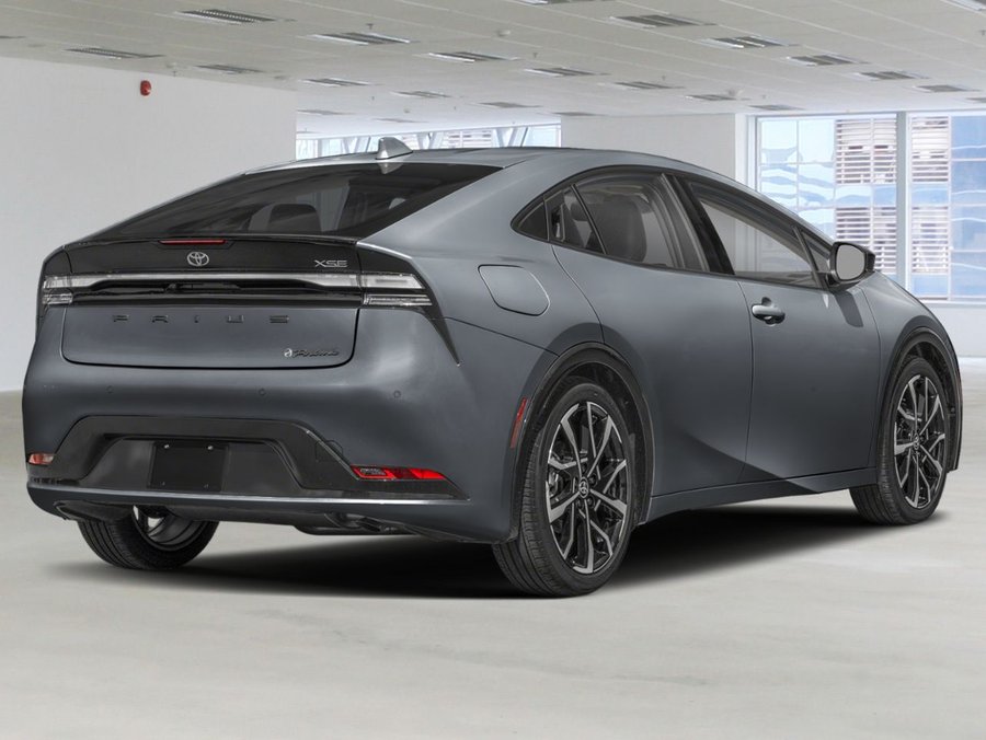 2026 TOYOTA Prius Plug-In Hybrid 2026 Guardian Gray