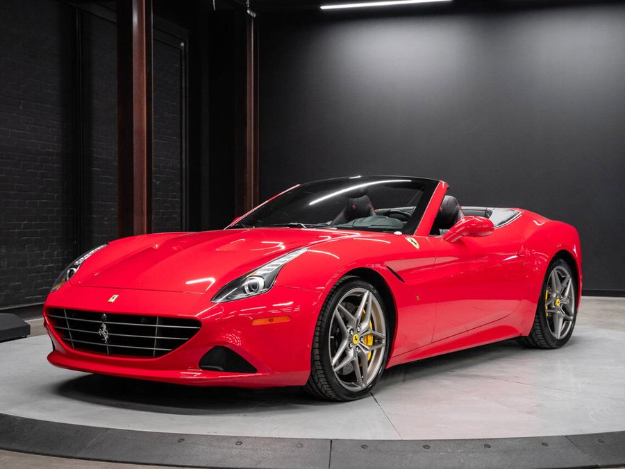 2017 Ferrari California T 2017 Red