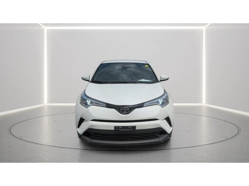 Toyota C-HR 2018 Blanc Gatineau - photo #7