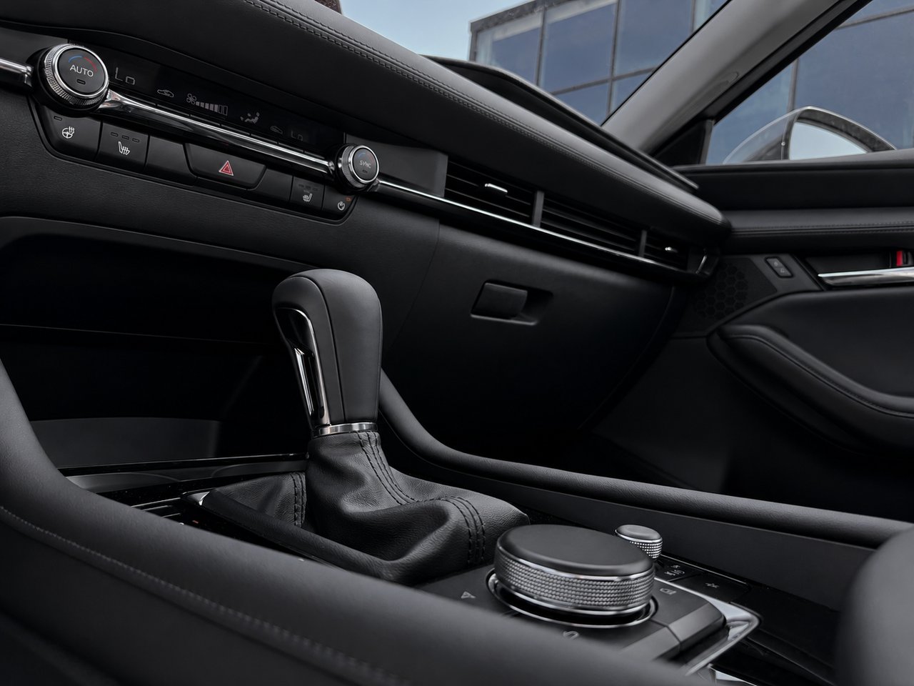 MAZDA Mazda3 GS GROUPE DE LUXE 2025 Gris mécanique métallisé Châteauguay - photo #9