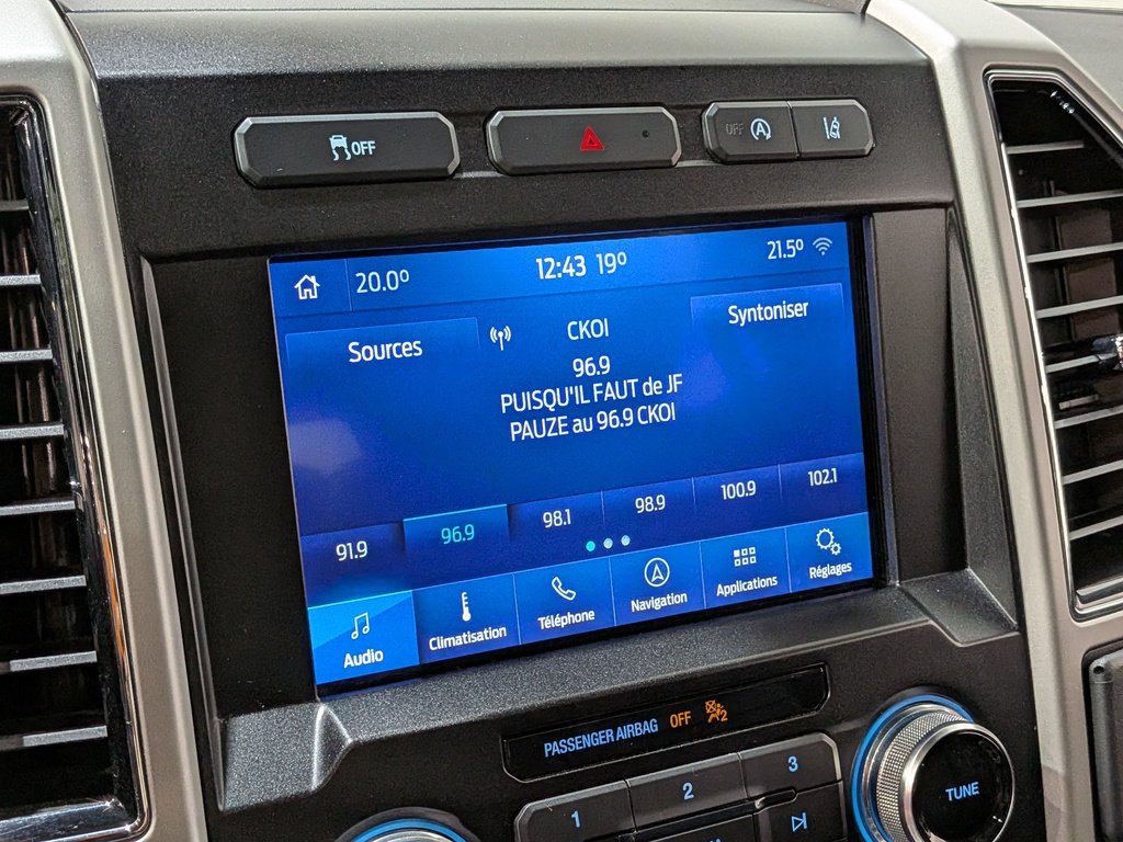 2020 Ford F-150 LARIAT 4WD SuperCrew 5.5' Box Black Val-David - photo #22