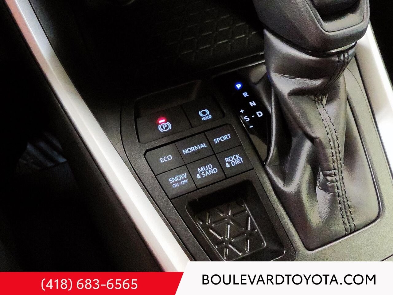 Toyota RAV4 100113A-103 | LE, AWD 2025 Gris Québec - photo #14