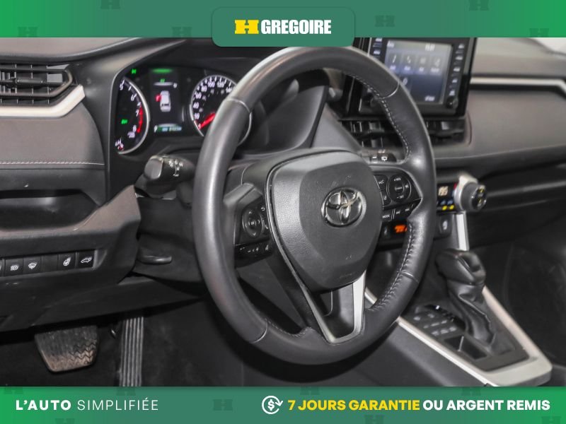 2022 Toyota Rav 4 White Laval - photo #16