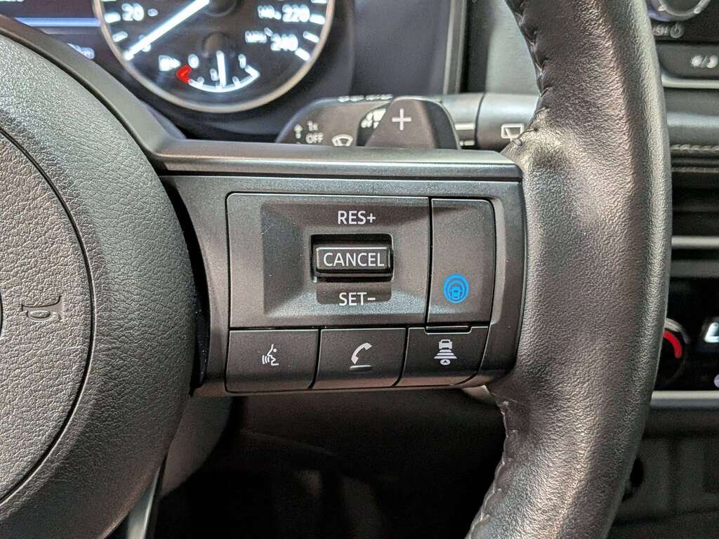 2024 Nissan Rogue AWD S White Val-David - photo #17