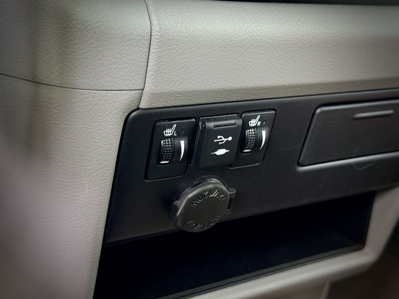 Toyota Sienna 2020 Blanc Notre-Dame-des-Prairies - photo #28