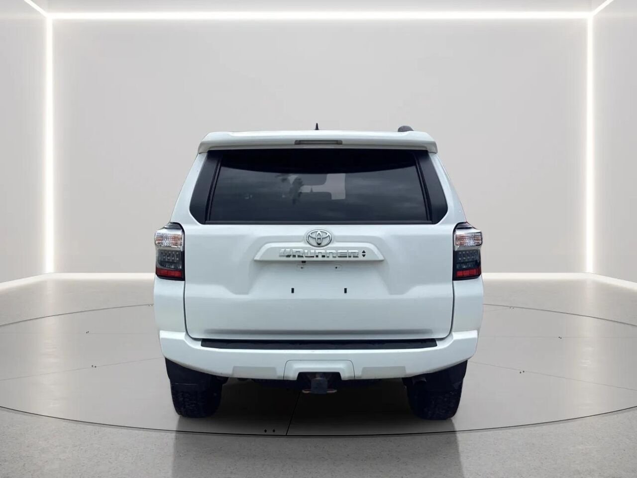 Toyota 4RUNNER SR5 2021 Blanc Gatineau - photo #3