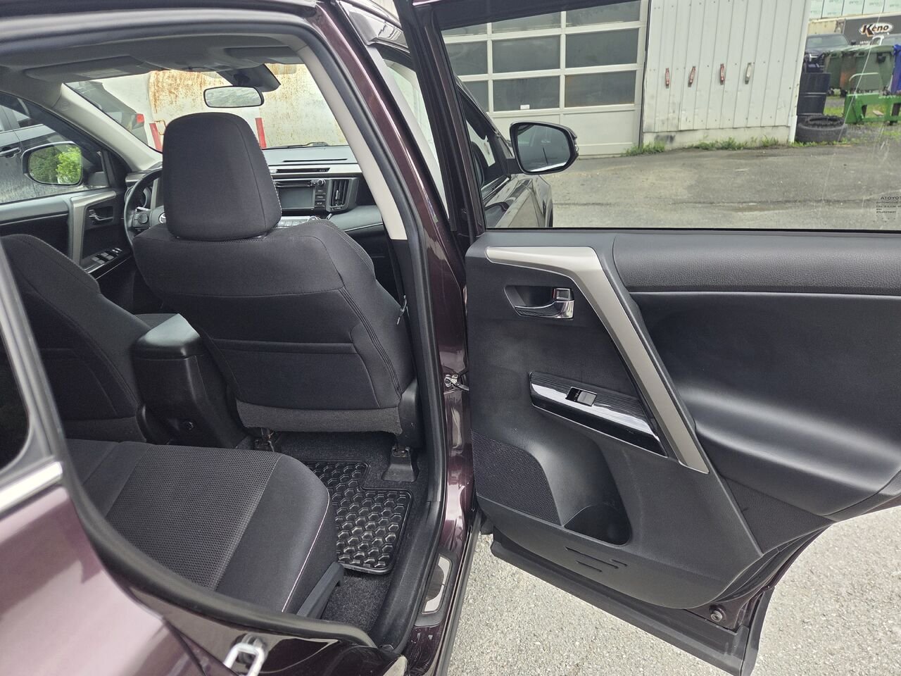 Toyota RAV4 XLE TI 2018 Cassis métallisé Lac-Etchemin - photo #23