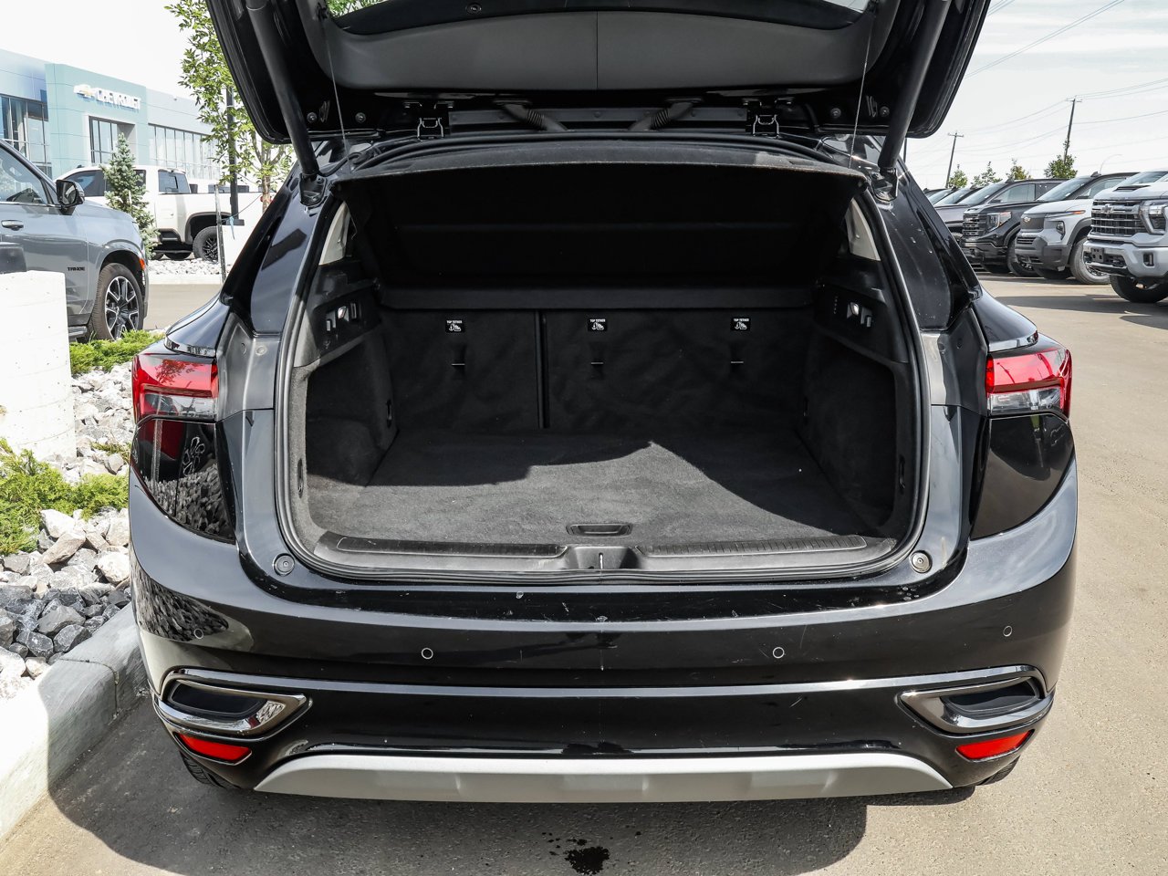 2022 Buick Envision AWD 4dr Essence Black Sherwood Park - photo #8