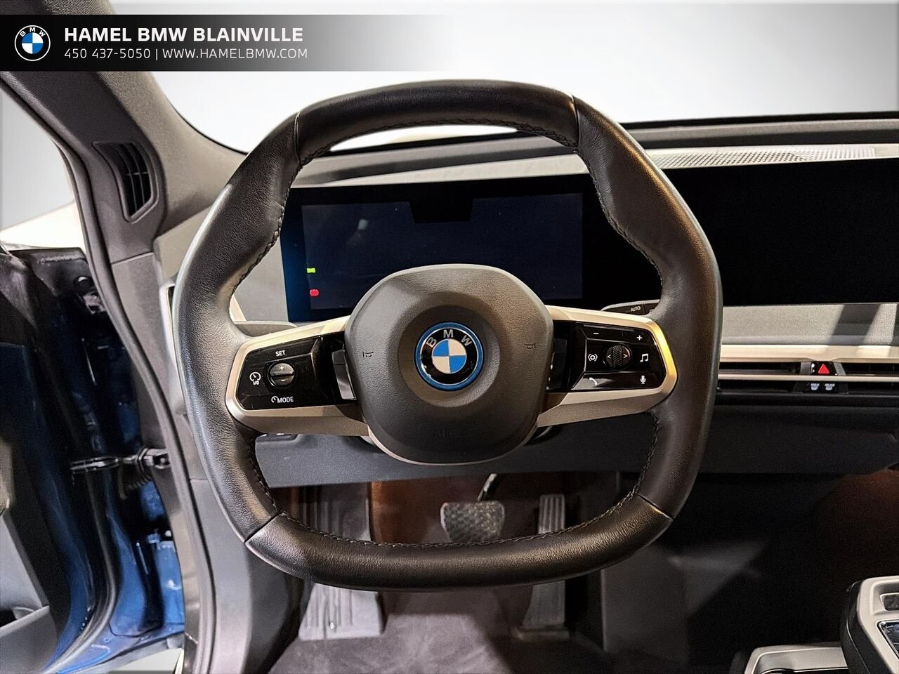 BMW iX xDrive40 véhicule d'activités sportives 2024 Bleu Blainville - photo #10