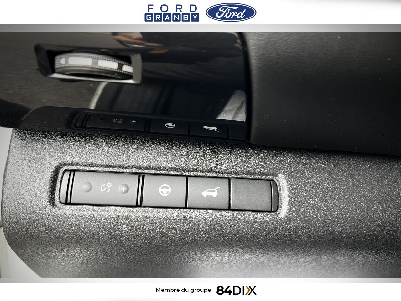 Nissan Pathfinder 2024 Blanc Granby - photo #23