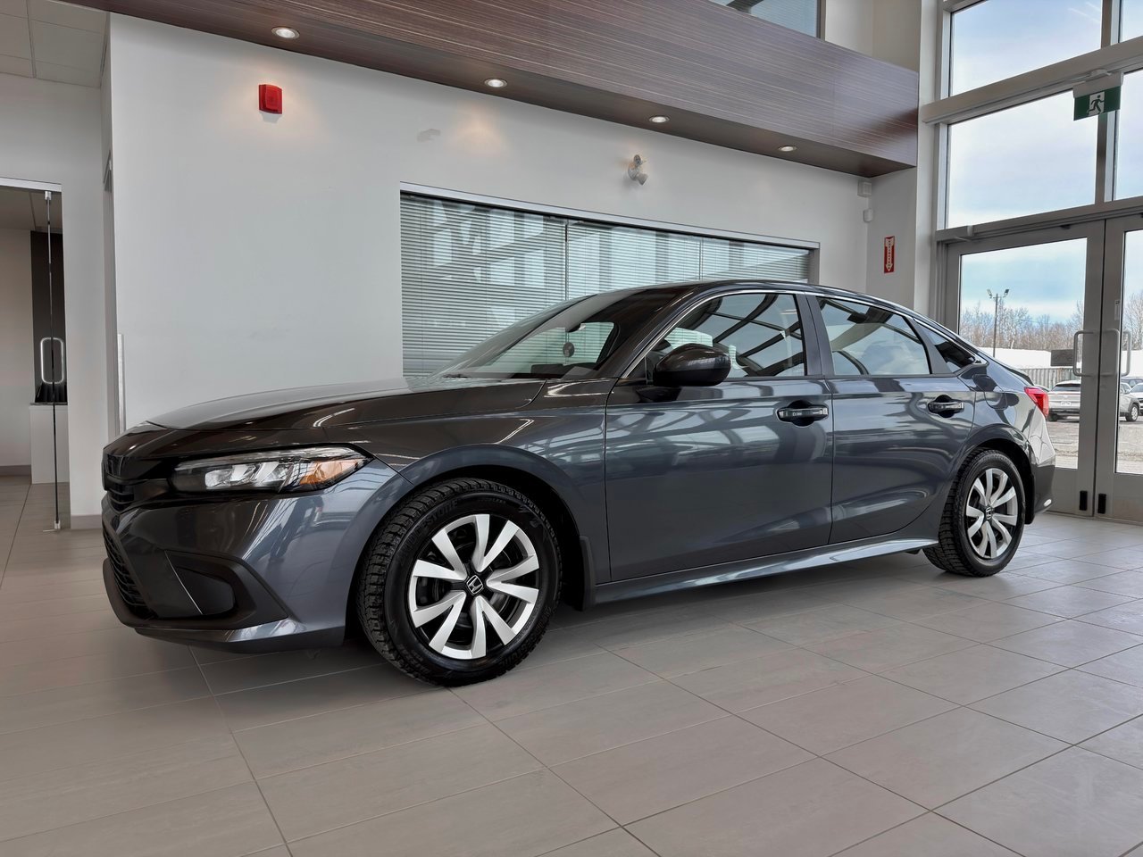 Honda Civic Sedan 2023 Gris Notre-Dame-des-Prairies - photo #30