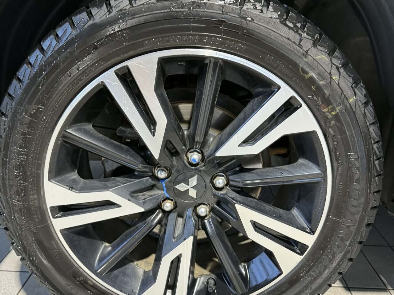 2023 Mitsubishi Eclipse Cross Black Rouyn-Noranda - photo #15