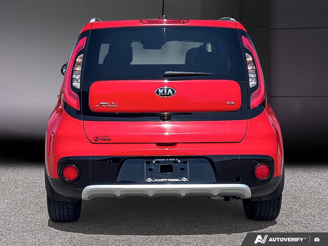 Kia Soul KNDJP3A51J7582744 2018 Rouge Mirabel - photo #3