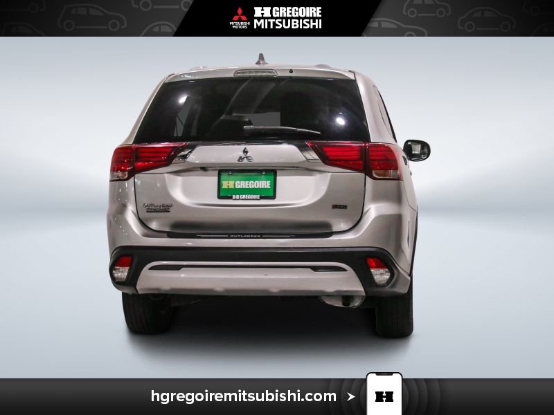 2020 Mitsubishi Outlander Grey Laval - photo #7