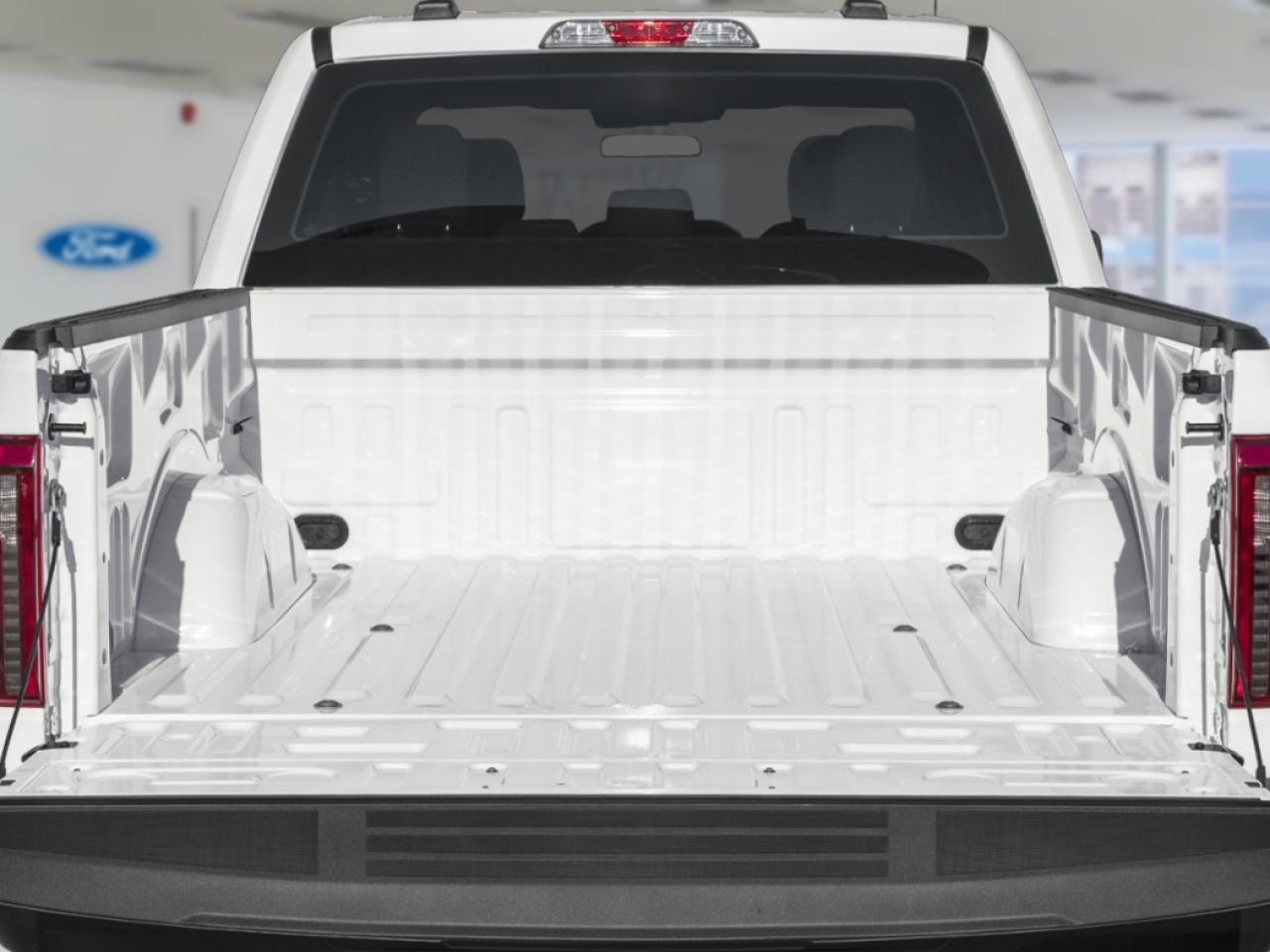 Ford F-150 2026 Noir agate métallisé Rouyn-Noranda - photo #10